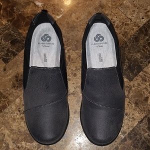 Cloudsteppers by Clarks Sillian Paz Slip On